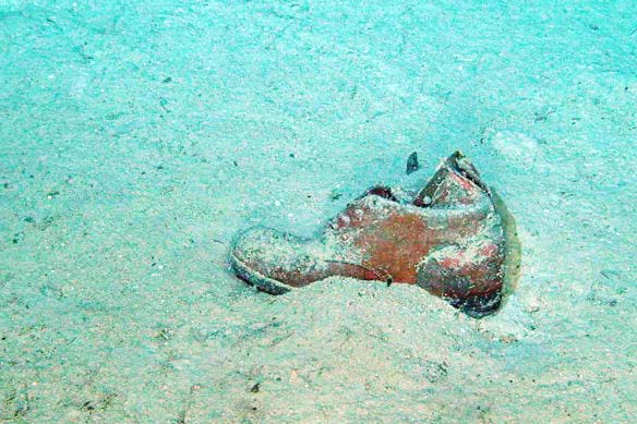 Underwater image of Centaur wreckage