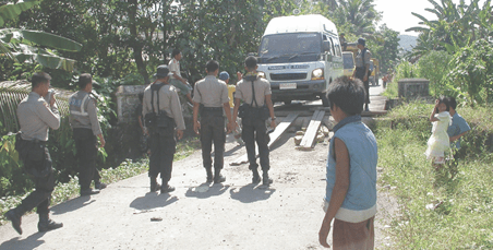 Bridges and roads on Nias no longer aligned post-earthquake.